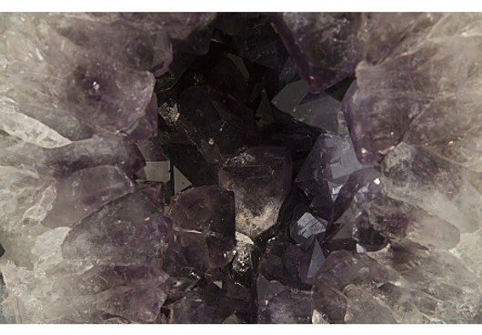 Picture of AMETHYST SCULPTURE ON STAND MD, ASSORTED