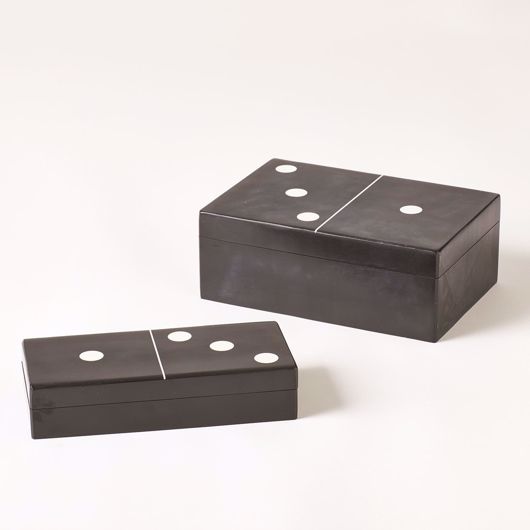 Picture of DOMINOES BOX-BLACK W/WHITE DOTS