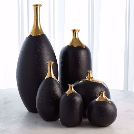 Picture of DIPPED GOLDEN CRACKLE/BLACK VASES