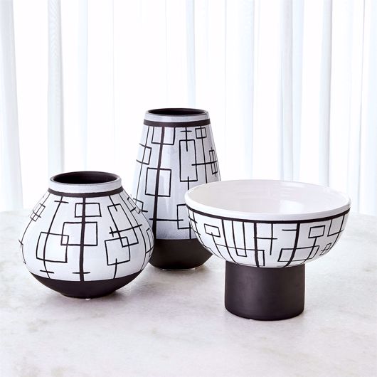 Picture of BLACK-WHITE SGRAFFITO COLLECTION
